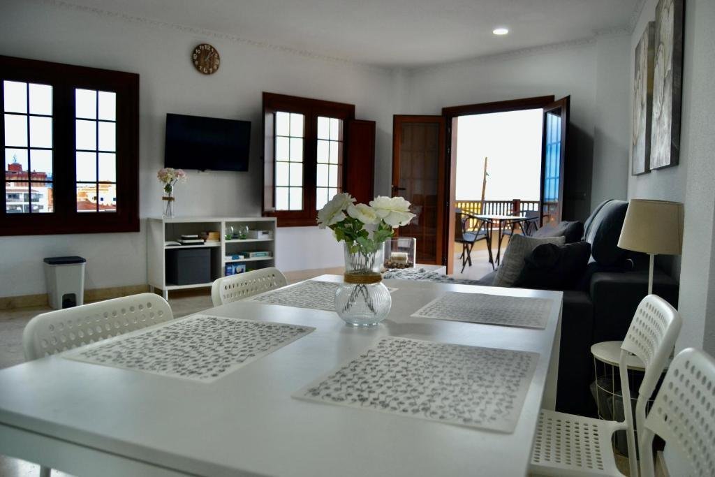 Apartament Eli Beach Tenerife <br />
Apartament Eli Beach Tenerife. tailoredtenerifeholidays.es. The bes site to rent villas and apartments in Tenerife.. Contact the Owner Directly