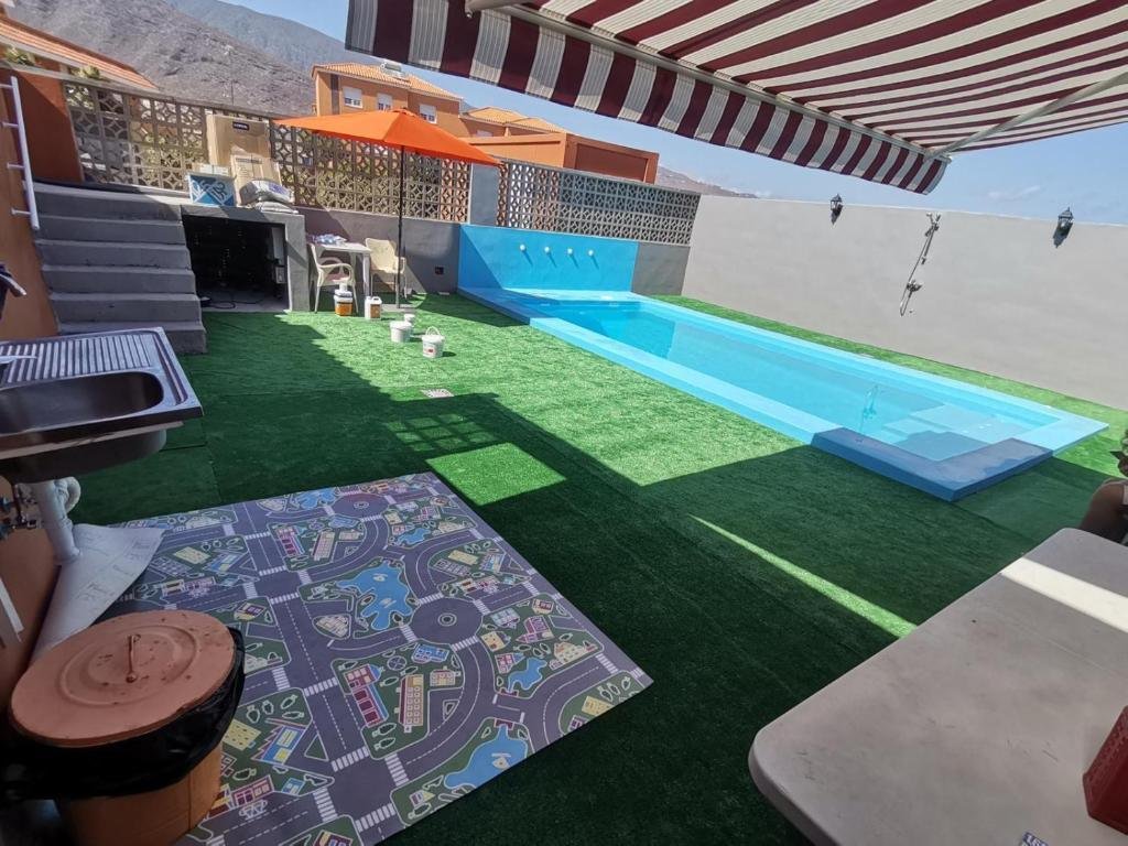 Casa la Traviesa_pool_1 Casa la Traviesa: A Hidden Gem Among Villas with Pools in Tenerife. Terraza. best price villas with pool in Tenerife. Casa la Traviesa