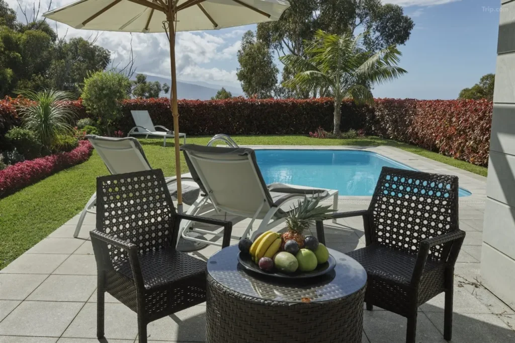 Coral Villas La Quinta. Villa with pool in Tenerife. Families and groups Coral Villas La Quinta. Villa with pool in Tenerife. Families and groups