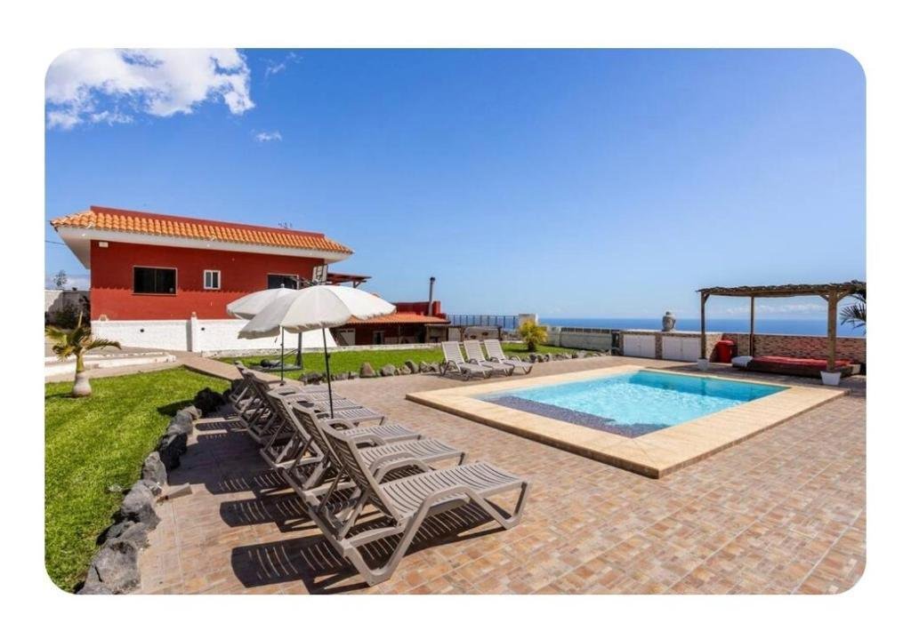 Villa Carmen Julia 1. Rent a villa with swimingpool in Tenerife