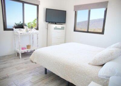 Bedroom. Habitaciones. Villa Carmen Julia 1. Rent a villa with swimingpool in Tenerife. Villa con piscina en Tenerife. TailoredTenerifeHolidays.es